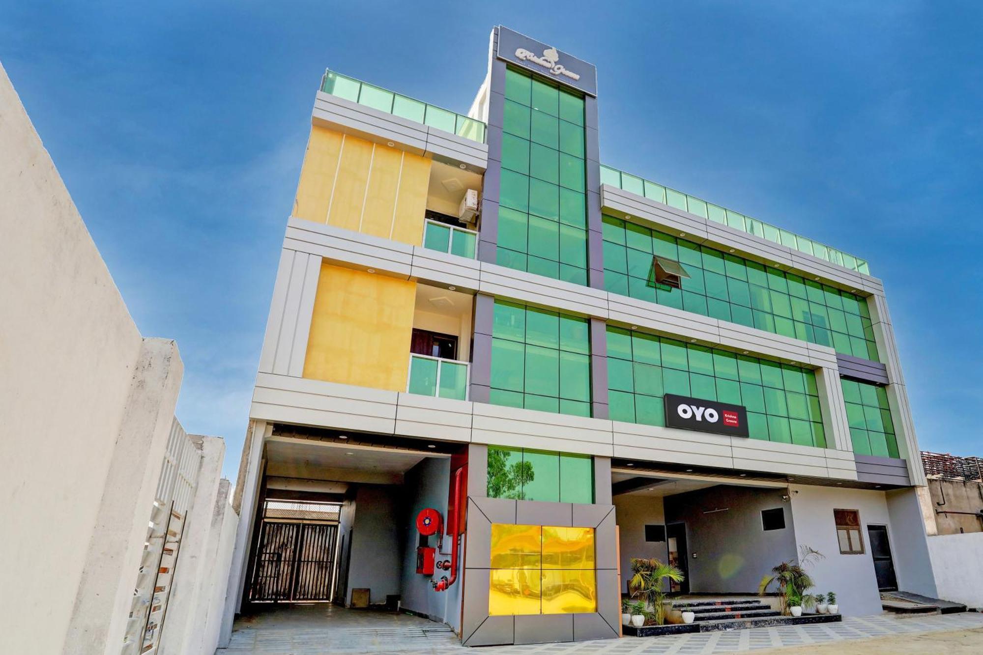 Hotel O Krishna Greens Kanpur Bagian luar foto